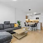 Skypark Spacious Free Parking *
