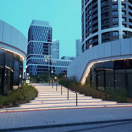 Skypark Spacious Free Parking Bratislava