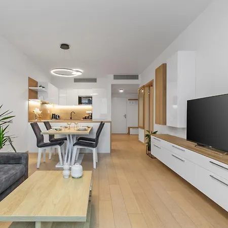 Skypark Spacious Free Parking Apartmán